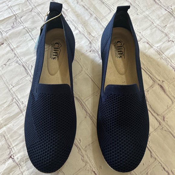 Cliffs by White Mountain New Size 9 Felizia Slip On Shoes In Navy Textile - Picture 1 of 7